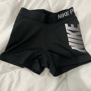 NIKE PRO Shorts XS